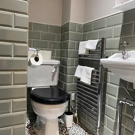 Apartment Stunning King In The Heart Of Leeds Center