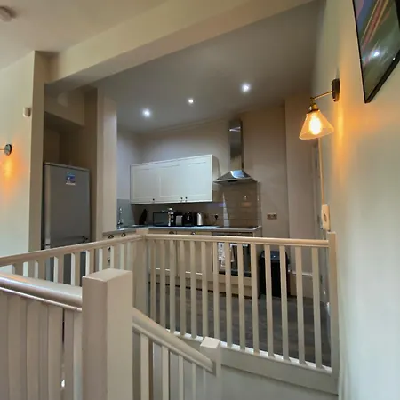 Stunning King In The Heart Of Center شقة ليدز